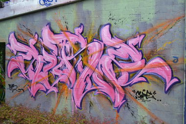 Graffiti Wall in Oldenburg - Photo by Kaeseraspel - Sure