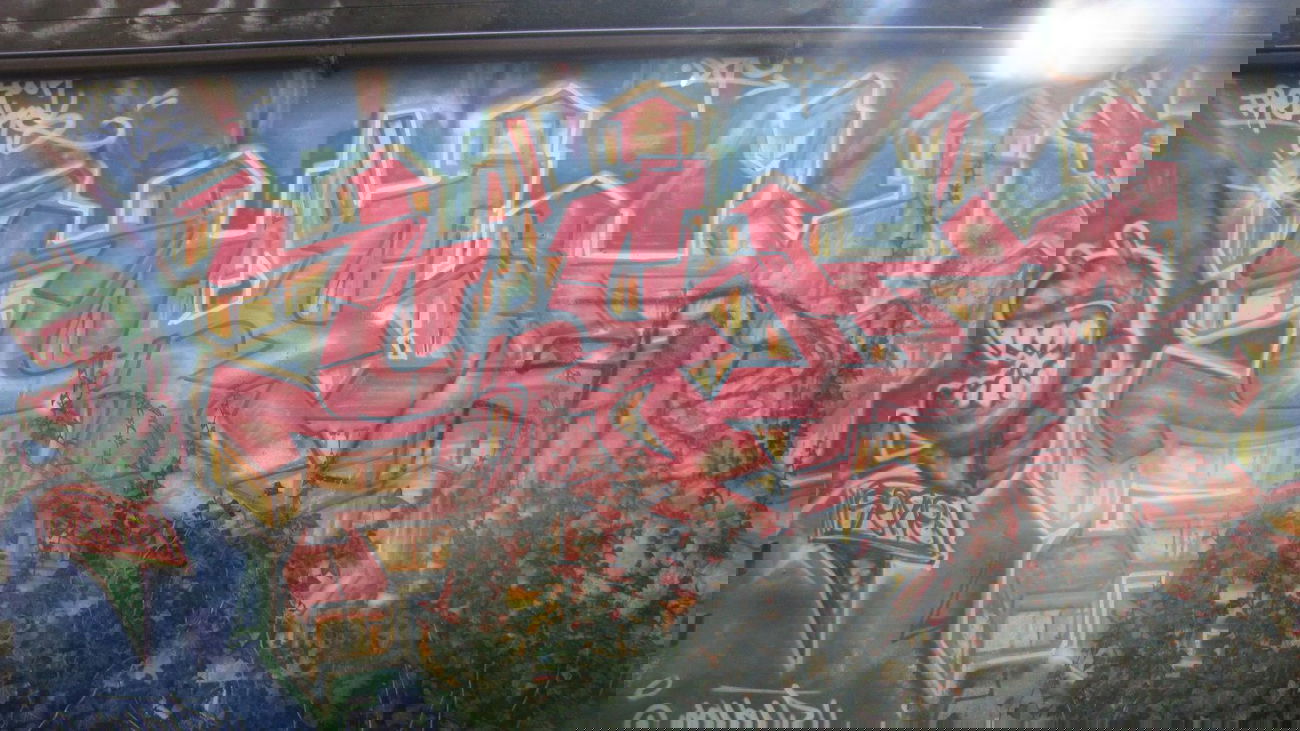 Graffiti Wall in Oldenburg - Photo by Kaeseraspel