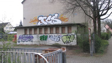 Graffiti Bombing in Oldenburg - Photo by Kaeseraspel - TGS, Aesop, hink