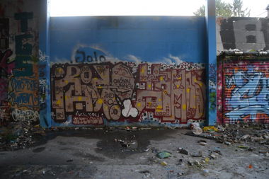 Graffiti Wall in Oldenburg - Photo by Kaeseraspel - Raid, YOMAN