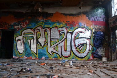 Graffiti Wall in Oldenburg - Photo by Kaeseraspel - AmZug (2014)