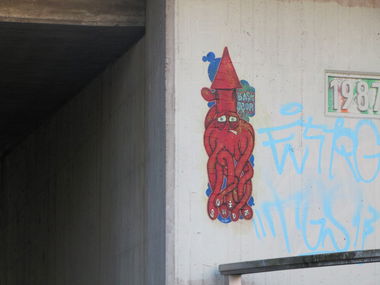 Graffiti Street Art in Oldenburg - Photo by Kaeseraspel - Squids (2914)