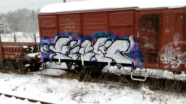Graffiti Train - Photo by Kaesu