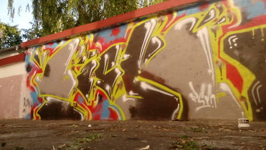 Graffiti Wall - Photo by Kaesu