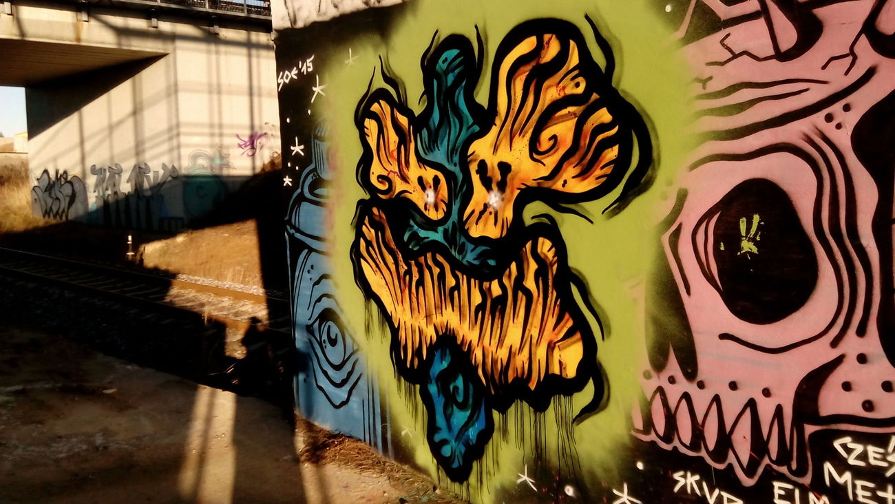 Graffiti Wall - Photo by Kaesu - olsztyn