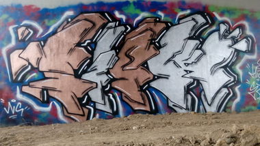 Graffiti Wall - Photo by Kaesu