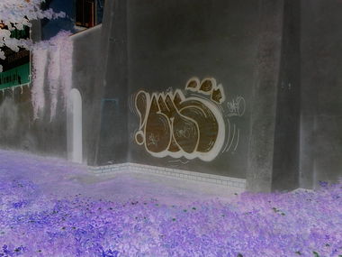 Graffiti Bombing - Photo by KamieCms - cms