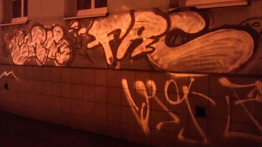 Graffiti Bombing - Photo by KamieCms - frc, cms