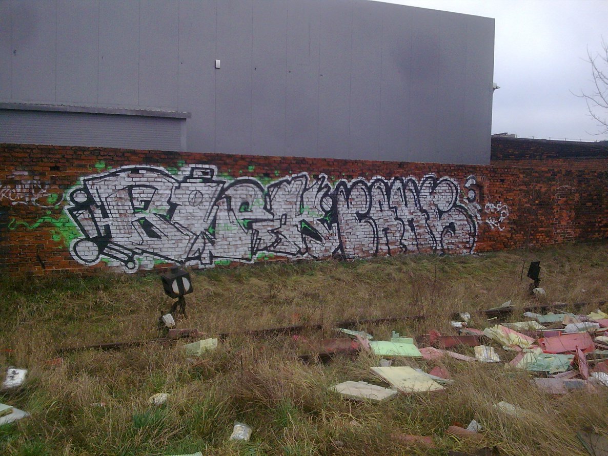 Graffiti Wall - Photo by KamieCms - kamie, cams, kecms