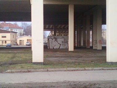 Graffiti Bombing - Photo by KamieCms - ke, cms