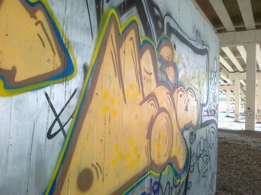 Graffiti Wall - Photo by KamieCms - ke, cms