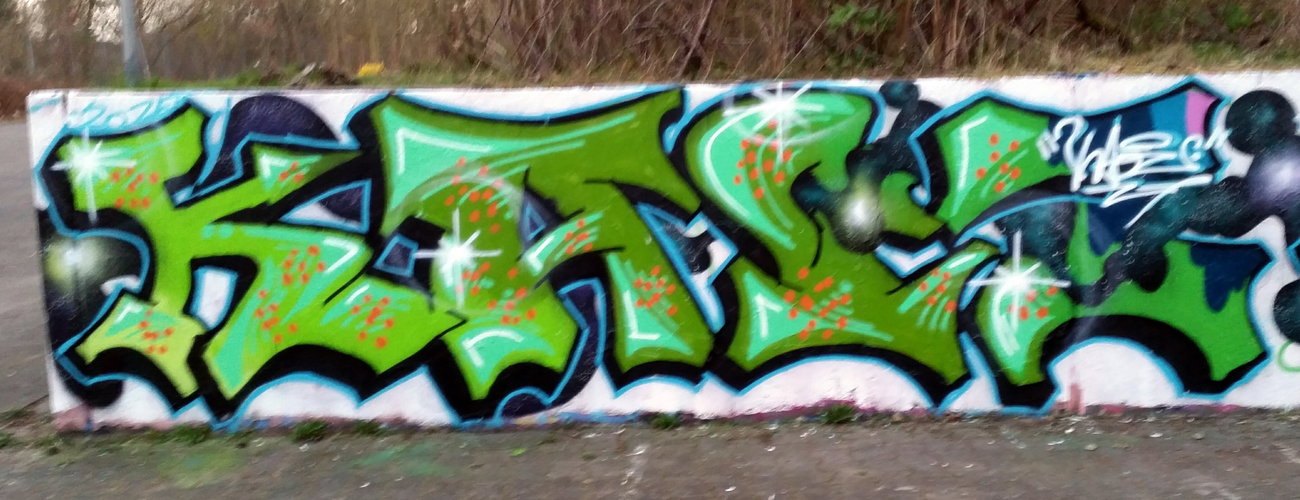 Graffiti Wall - Photo by Kaoz1312 (2015)