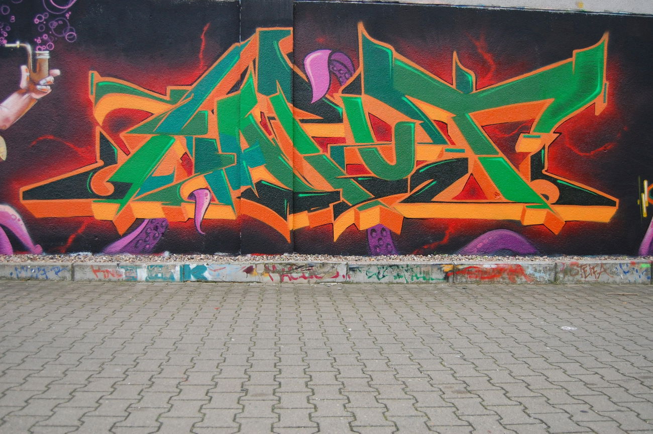 Graffiti Wall - Photo by Kaput (2015)