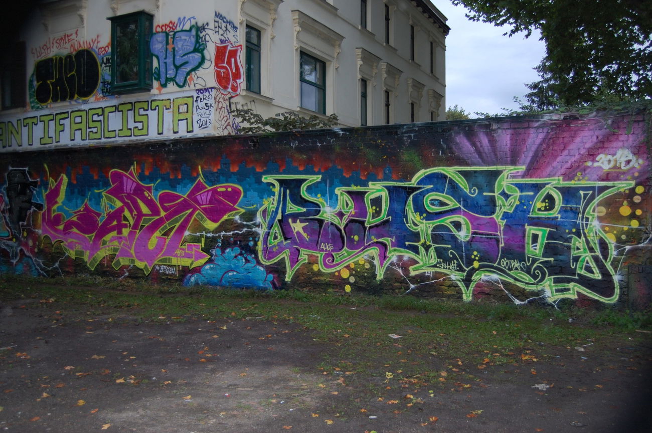 Graffiti Wall - Photo by Kaput