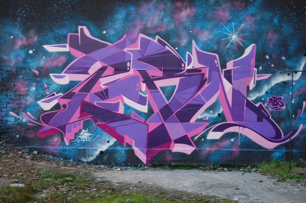 Graffiti Wall - Photo by Kaput