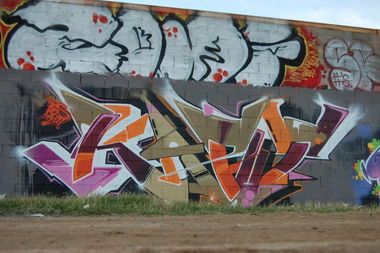Graffiti Wall - Photo by Kaput - kaputstyle, abscrew, 20ers