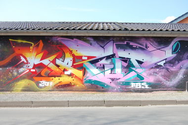 Graffiti Wall - Photo by Kaput - abscrew, 20ers, kaputstyle
