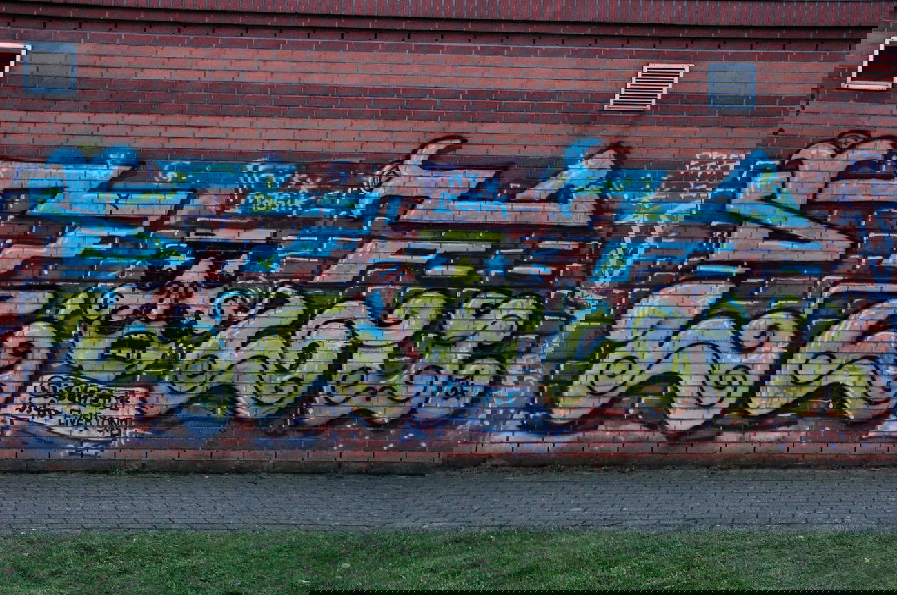 Graffiti Wall - Photo by Karlo_Kolambo - ezzo, ezay, zonke