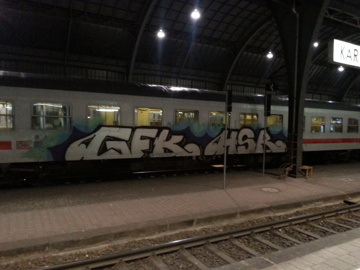 Graffiti Train - Photo by KarlsruhCheckt - gfk, hsr, karlsruhe (2014)