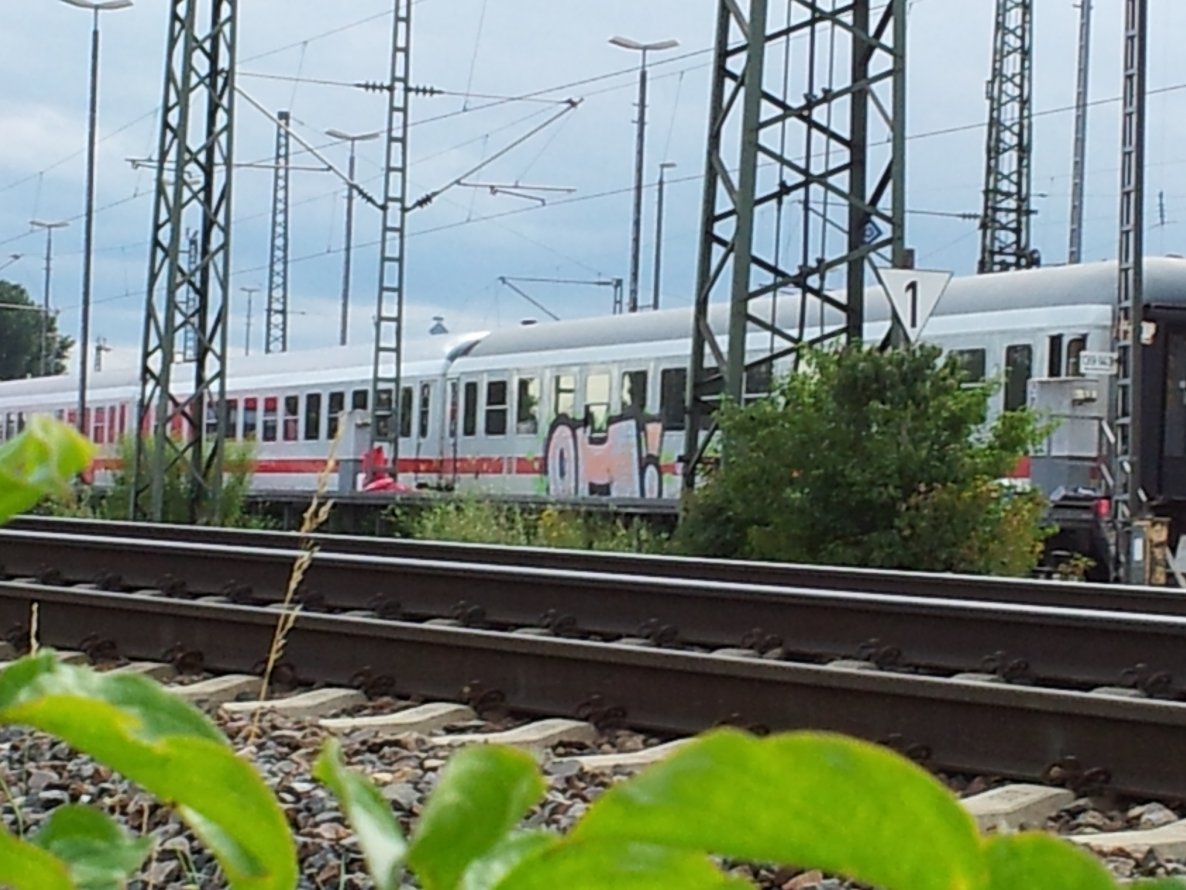 Graffiti Train - Photo by KarlsruhCheckt - OH (20XX)