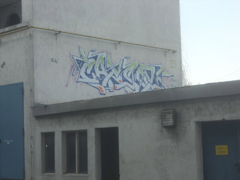 Graffiti Wall in München - Photo by Karlstoast - Capsol, trr, team (2007)