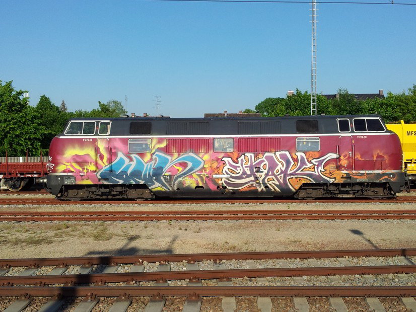 Graffiti Train in München - Photo by Karlstoast - cocus, opak, dachau