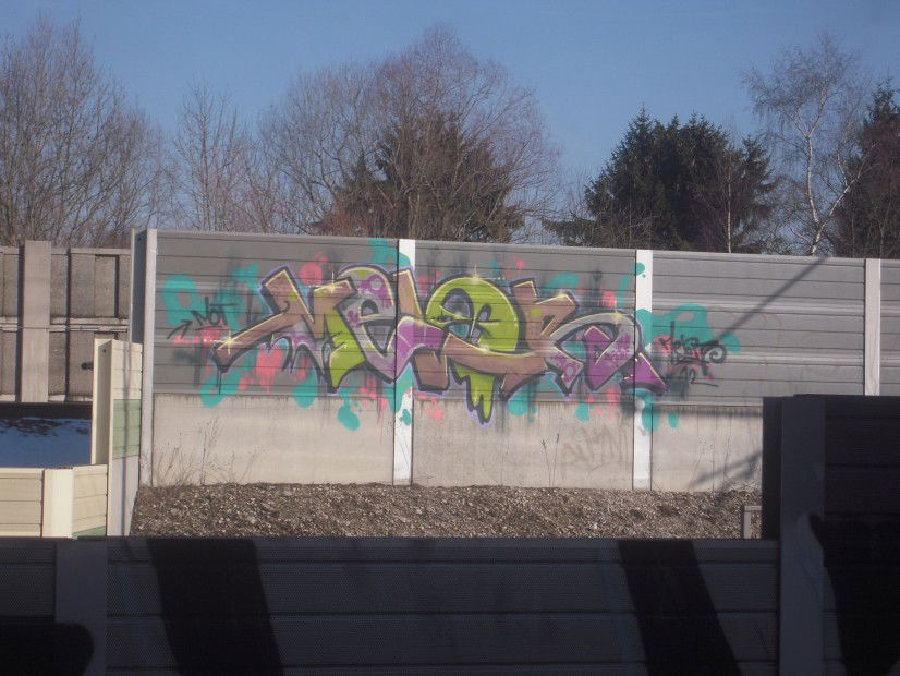 Graffiti Bombing in Dachau - Photo by Karlstoast - melor, karlsfeld, dachau