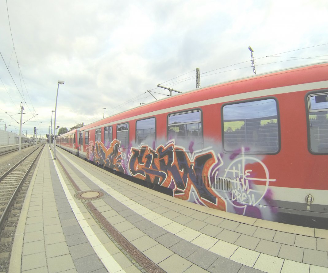 Graffiti Train in München - Photo by Karlstoast - dgt, tam, carn (2013)