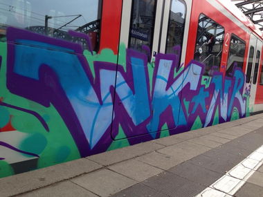 Graffiti Train in München - Photo by Karlstoast - wk, nr, train (2013)