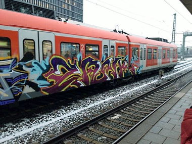 Graffiti Train in München - Photo by Karlstoast - zank, bhz, wk (2013)