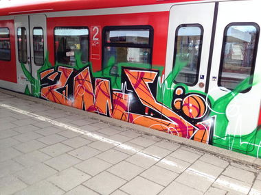 Graffiti Train in München - Photo by Karlstoast - gandi, ibk, 180 (2014)