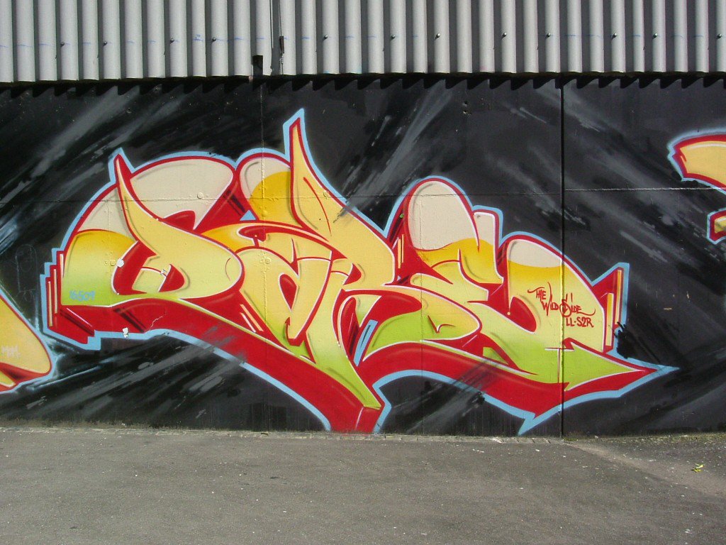 Graffiti Wall - Photo by Karlstoast - dare