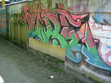 Graffiti Wall - Photo by Karlstoast - dare (1996)