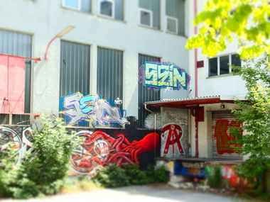 Graffiti Wall in München - Photo by Karlstoast - sein, sain, gak (2014)