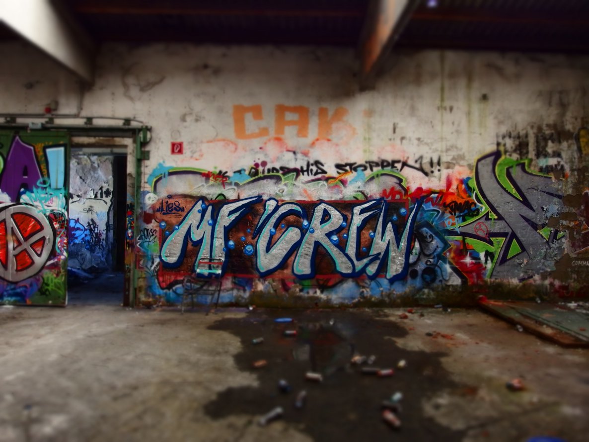 Graffiti Wall in München - Photo by Karlstoast - mf, crew, lies (2014)