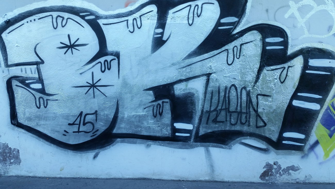Graffiti Wall - Photo by Kasen - kasen, bk, 2k15 (2015)