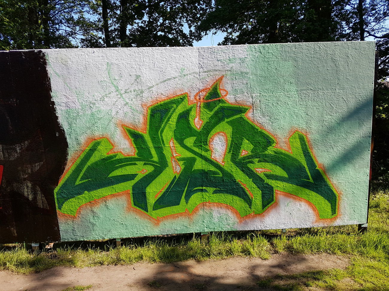 Graffiti Wall - Photo by Kastor495 - KSR