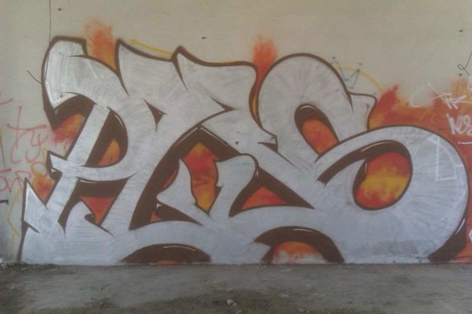 Graffiti Wall - Photo by KasztiKasztan