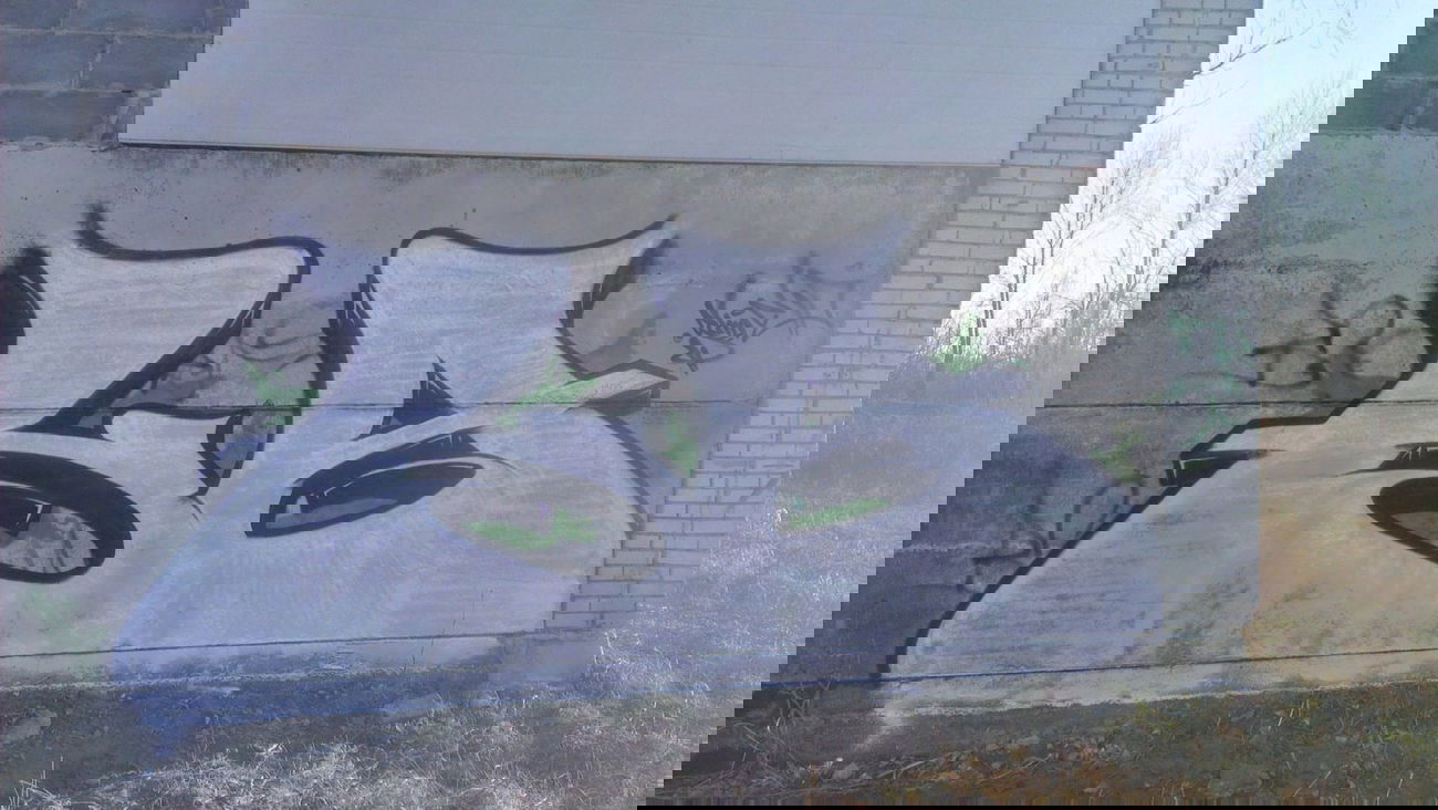 Graffiti Wall - Photo by KasztiKasztan