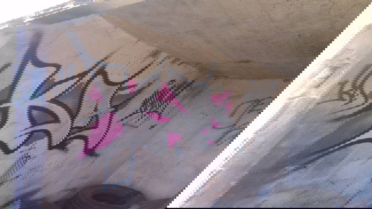 Graffiti Bombing - Photo by KasztiKasztan - KA