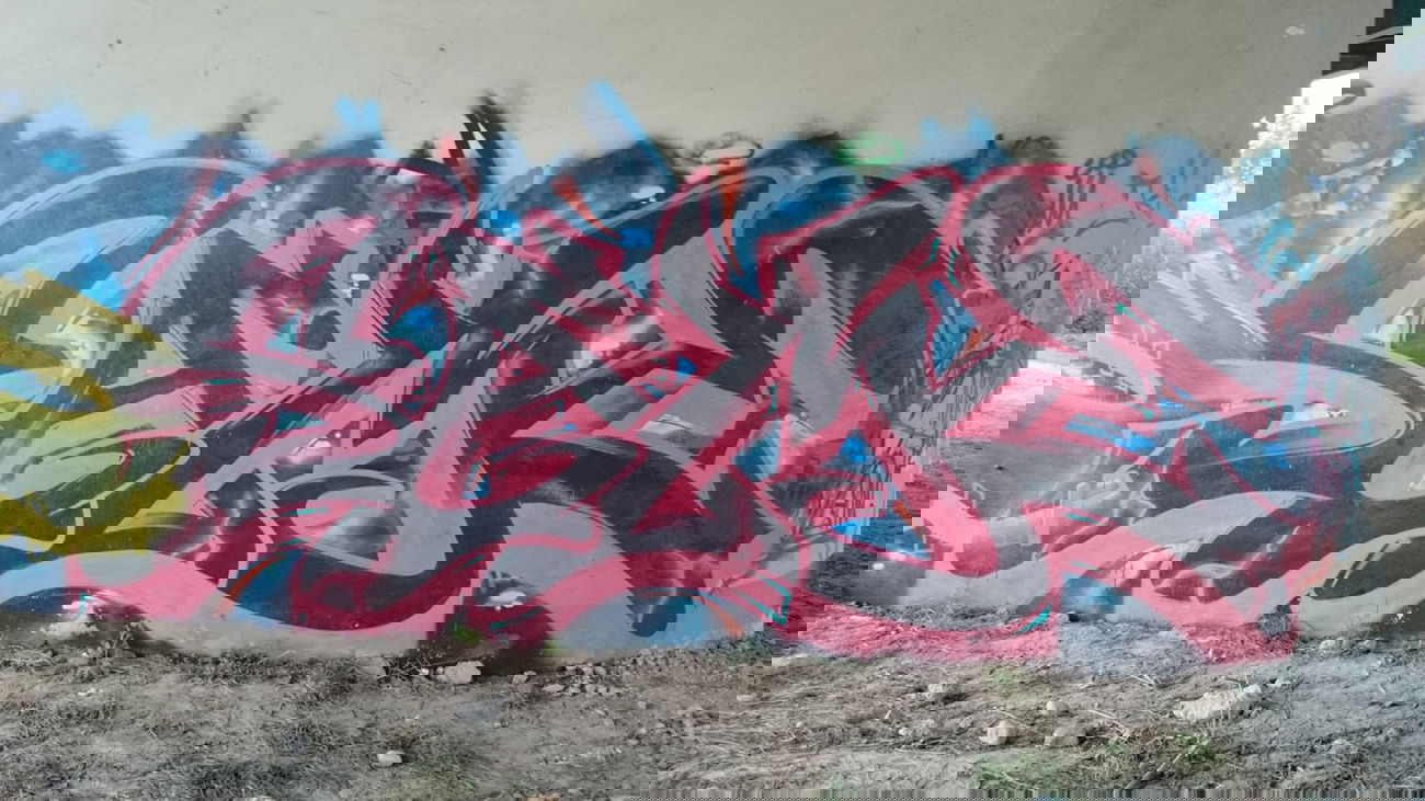 Graffiti Wall - Photo by KasztiKasztan - SAME, KA