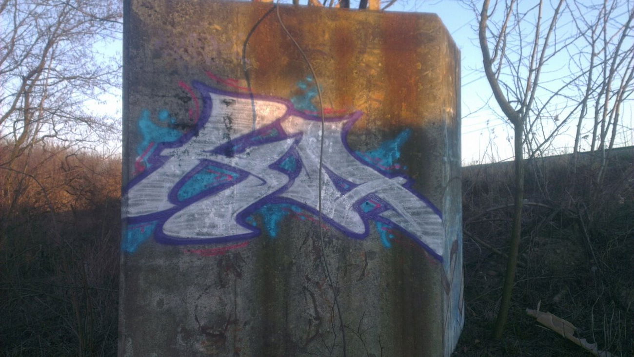 Graffiti Wall - Photo by KasztiKasztan - KA