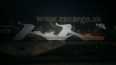 Graffiti Train - Photo by KasztiKasztan