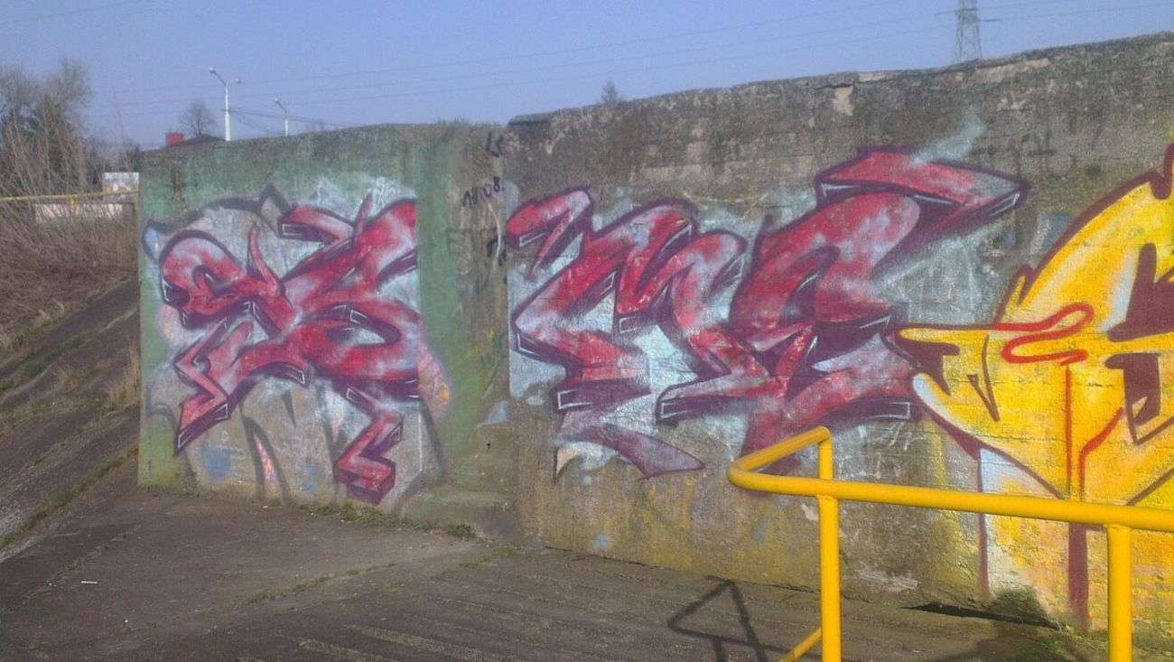 Graffiti Wall - Photo by KasztiKasztan - SAME, KA