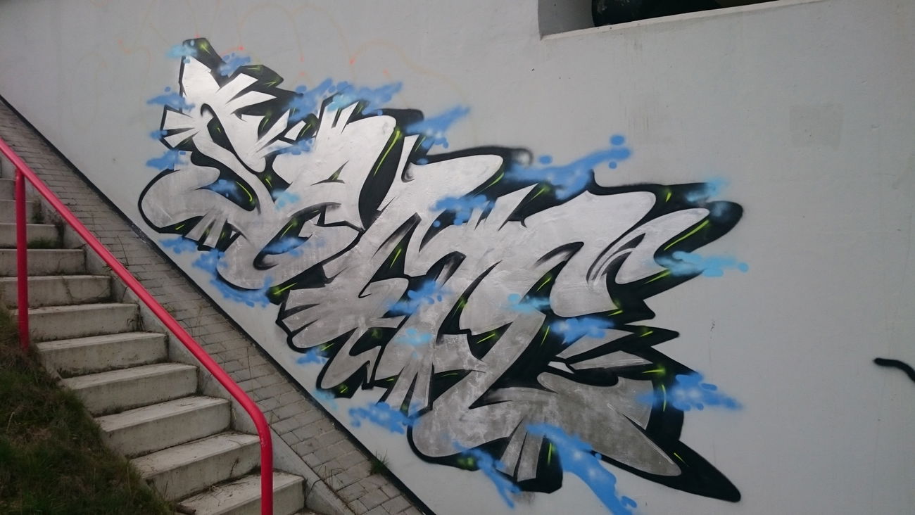 Graffiti Bombing - Photo by KasztiKasztan - SAME, KA