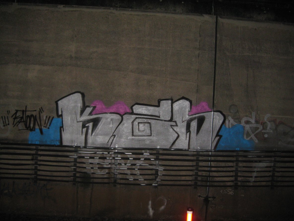 Graffiti Bombing in Mülheim - Photo by Katoon - Katoon, K2N