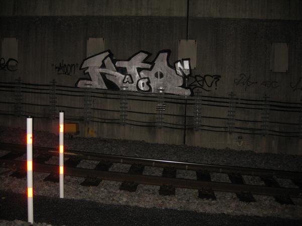 Graffiti Bombing - Photo by Katoon - Katoon, K2N