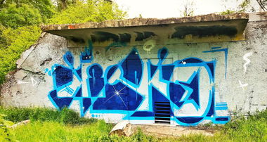 Graffiti Bombing - Photo by Kderkillakickt (2019)
