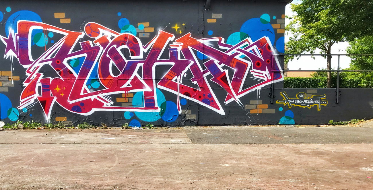 Graffiti Wall - Photo by Kderkillakickt - kickaderkickastreetpins