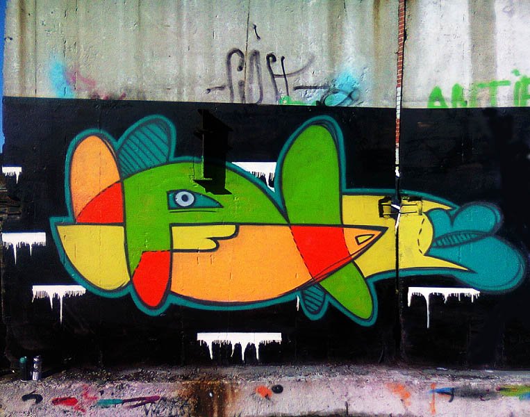 Graffiti Wall - Photo by Kerek - 2mcrew, kerek, letters (2012)